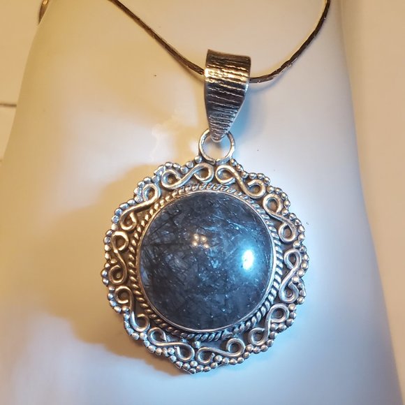 Tourmalinated Quartz Pendant 925 Sterling Silver - Picture 9 of 9